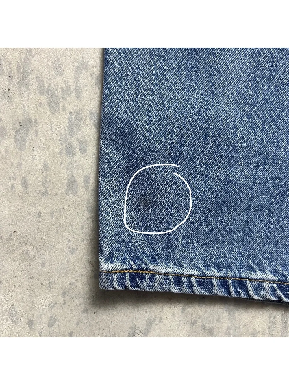 VTG Y2K Levi’s 505 Regular Fit Straight Leg Jeans Sz. 36X30 Medium Wash